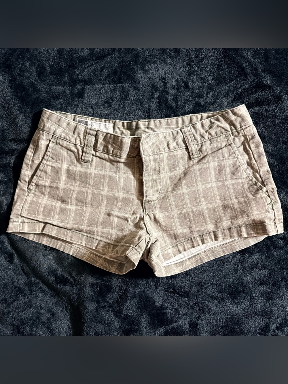 Hurley Y2K Military Green Low Rise Lowrider Shorts Sz 7 Plaid Faded Classic Fit